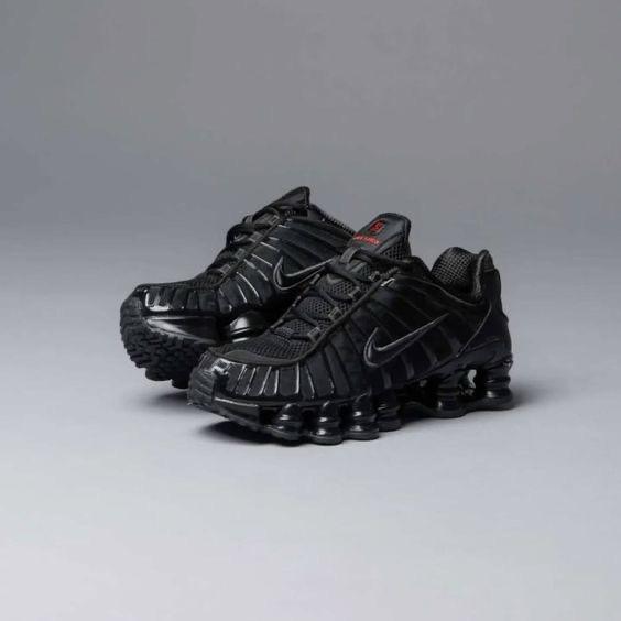 Nike Shox black